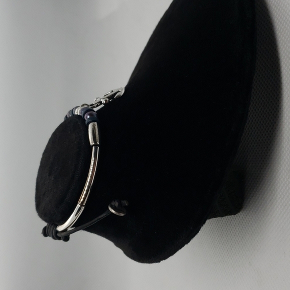 Lizzy James anchor bracelet - Picture 3 of 11